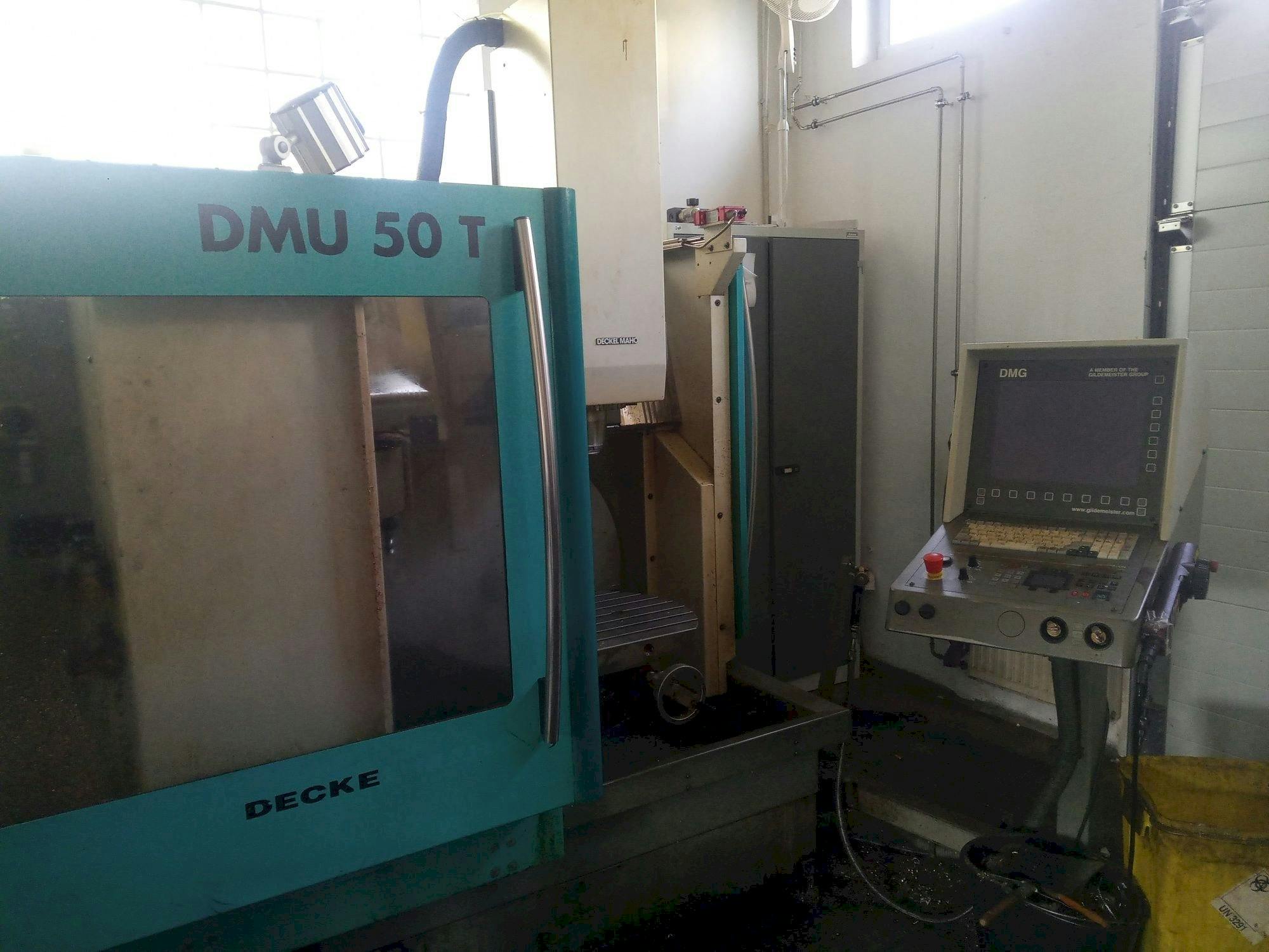 Vooraanzicht  van DECKEL MAHO DMU 50 T  machine
