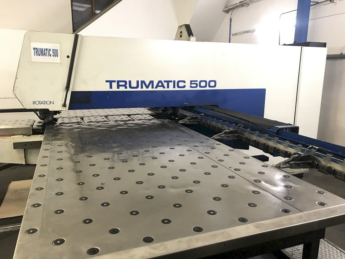 Vooraanzicht van Trumpf Trumatic 500R machine