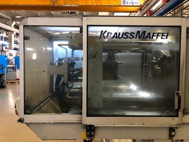 Vooraanzicht van Krauss Maffei 150-700 C2 machine
