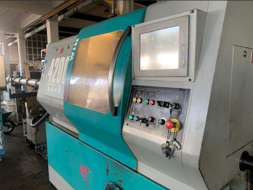 Vooraanzicht van Mupem Win 4200 machine