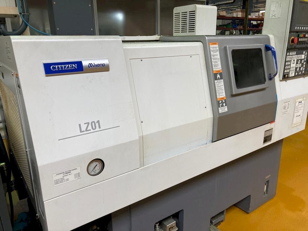 Vooraanzicht van Miyano LZ-01RY2 machine