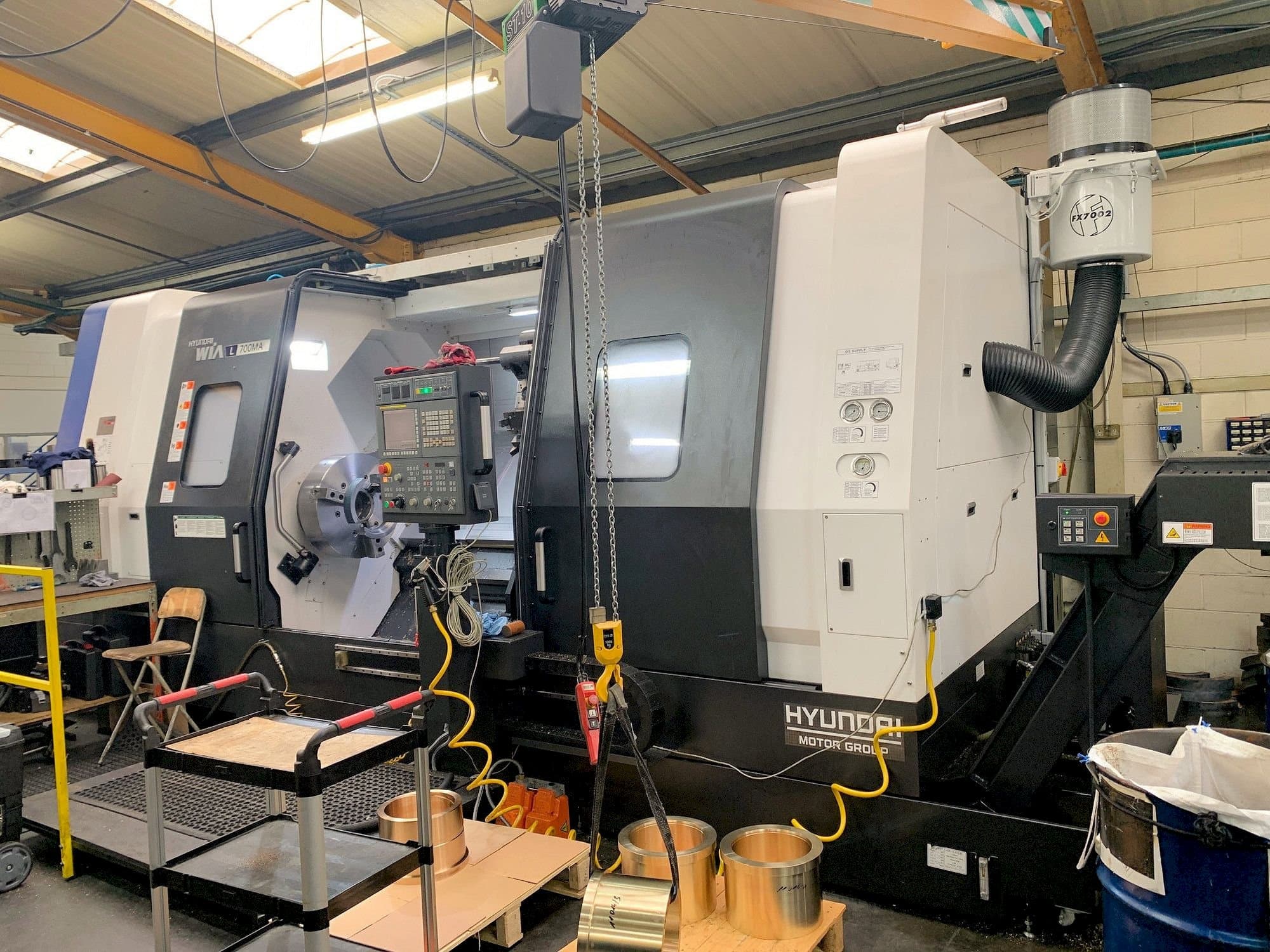 Vooraanzicht van Hyundai Wia L 700MA machine