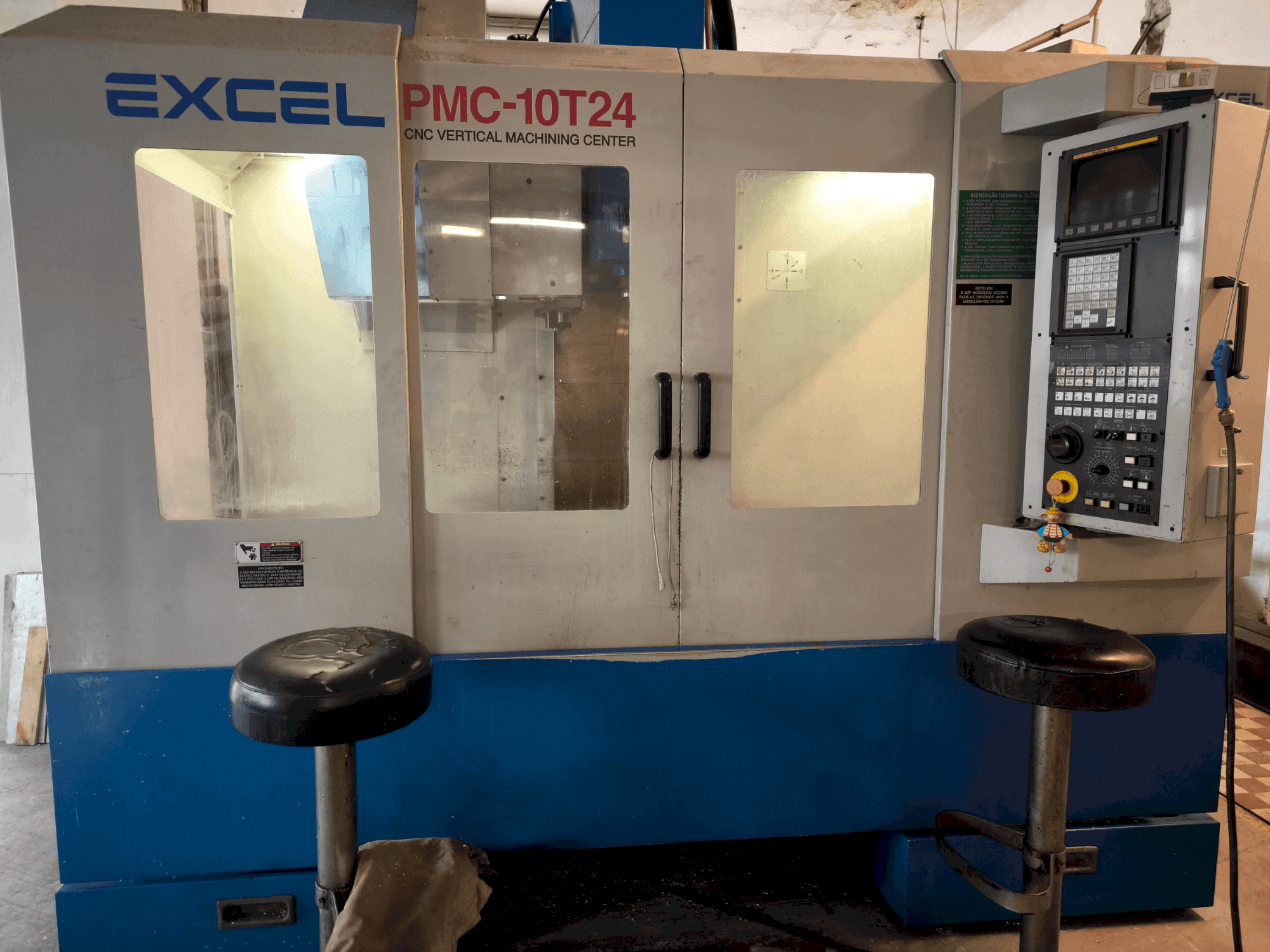 Vooraanzicht van Excel Excel PMC 10T24 (2004) machine