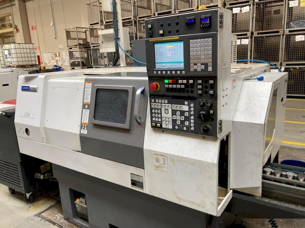 Vooraanzicht van Miyano LZ-01RY2 machine