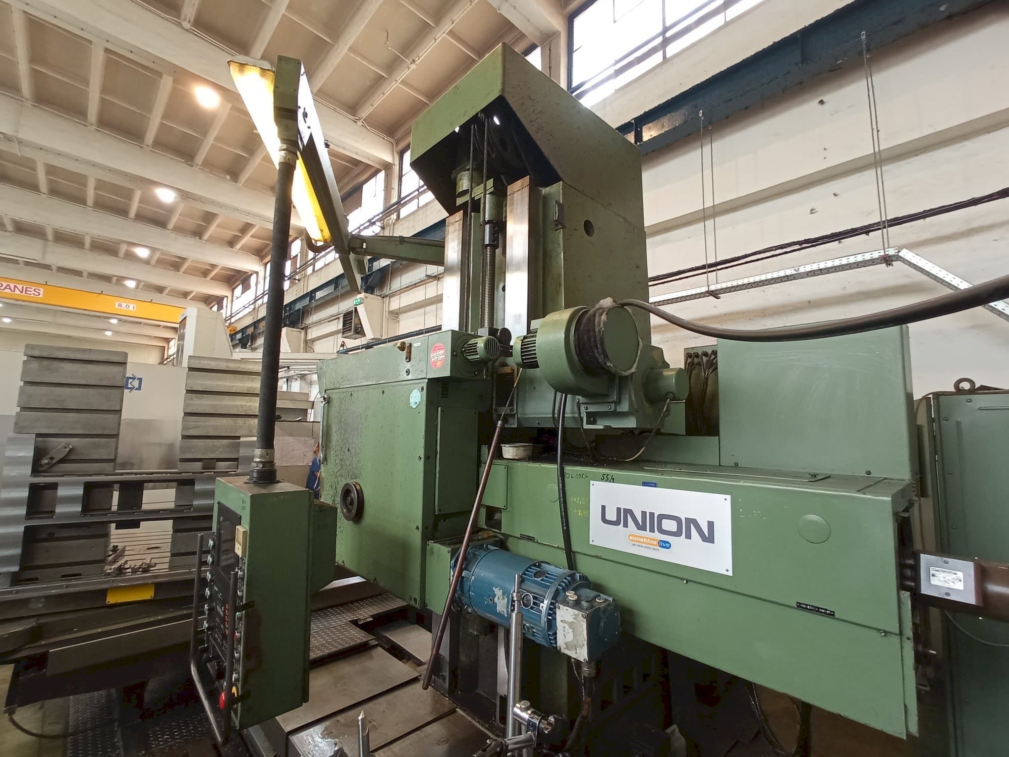 Vooraanzicht van Union BFT 110 machine