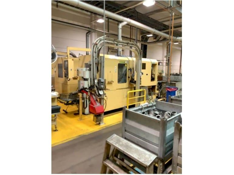 Vooraanzicht van TAJMAC-ZPS SAL 100/4 machine