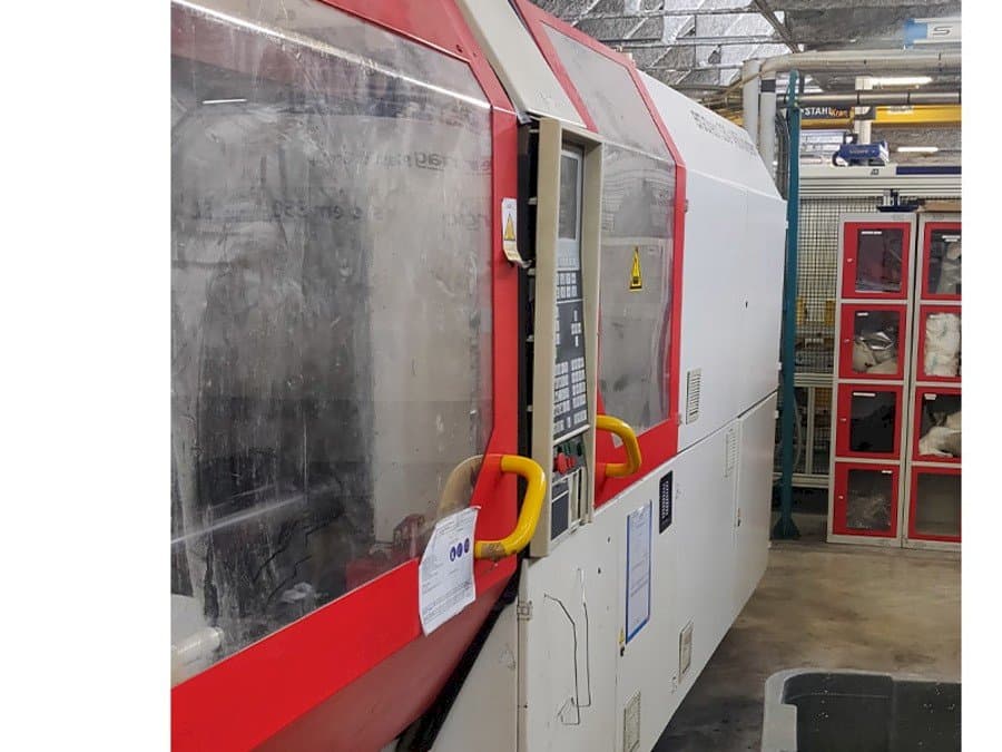 Vooraanzicht van DEMAG Ergotech 330-1450 system machine