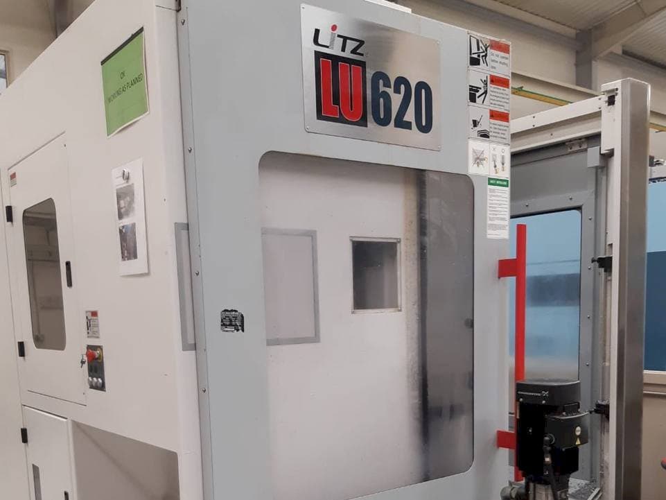 Vooraanzicht van Litz LU 620 machine