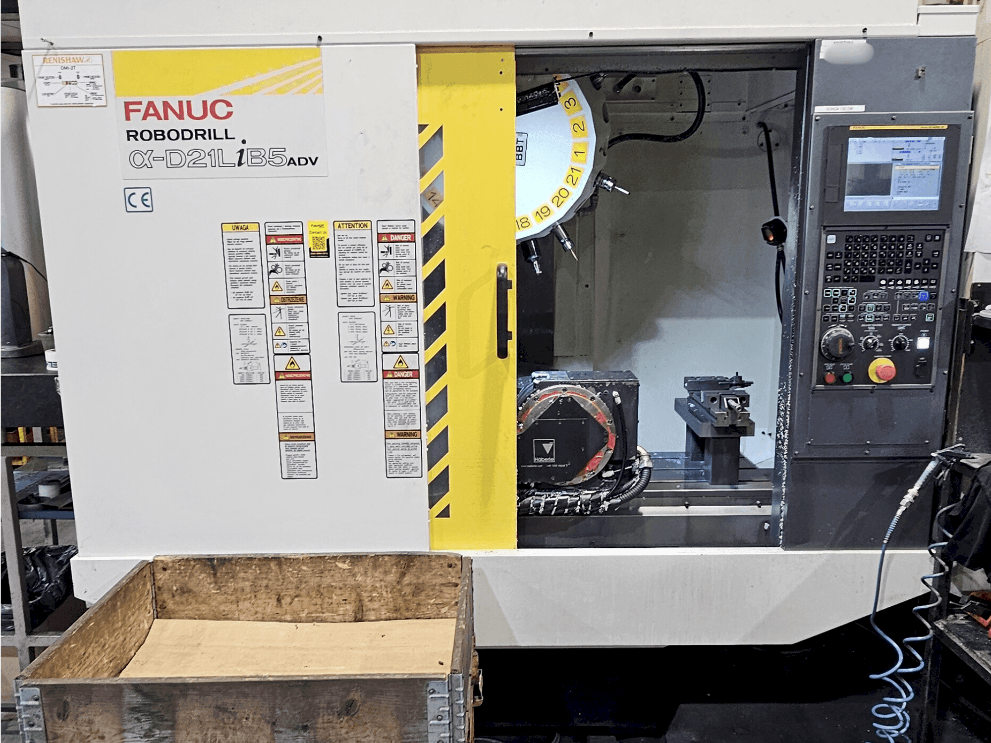 Vooraanzicht  van FANUC Robodrill α-D21L iB 5 ADV  machine