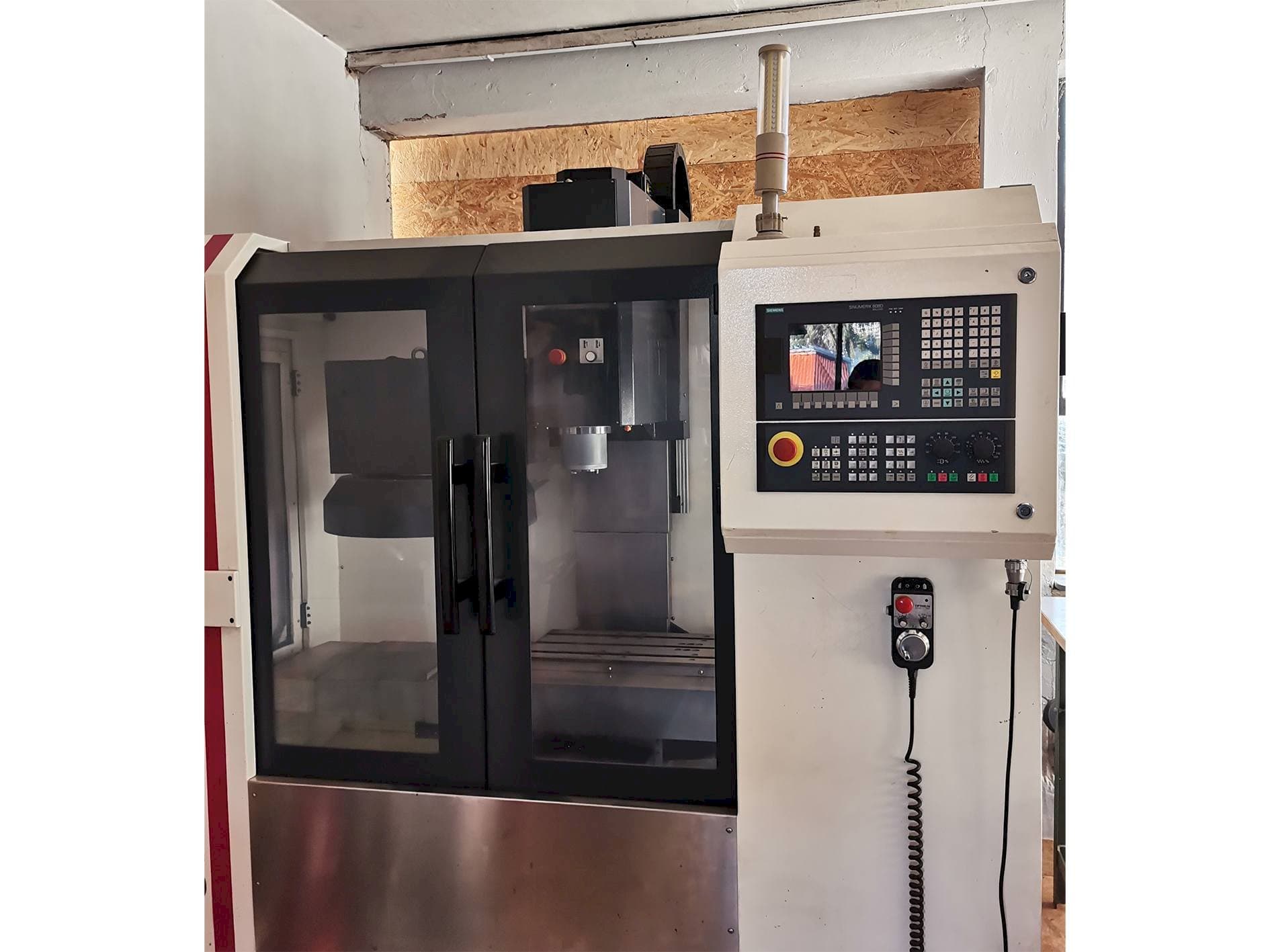 Vooraanzicht van Optimum F105 machine