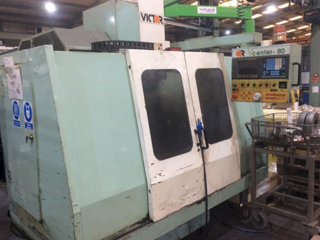 Vooraanzicht van Victor V Centre-80 machine