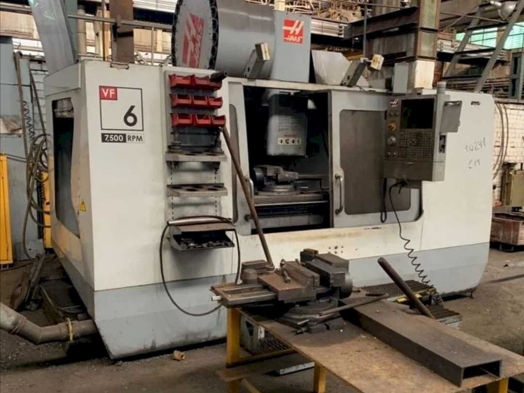 Vooraanzicht van HAAS VF-6/50 machine
