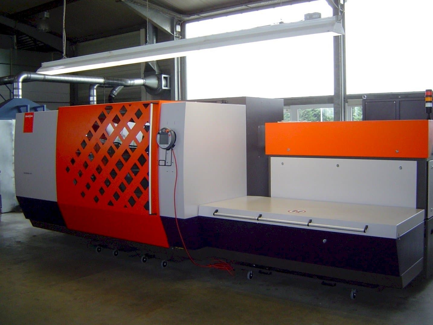 Vooraanzicht van Bystronic ByVention 3015 machine