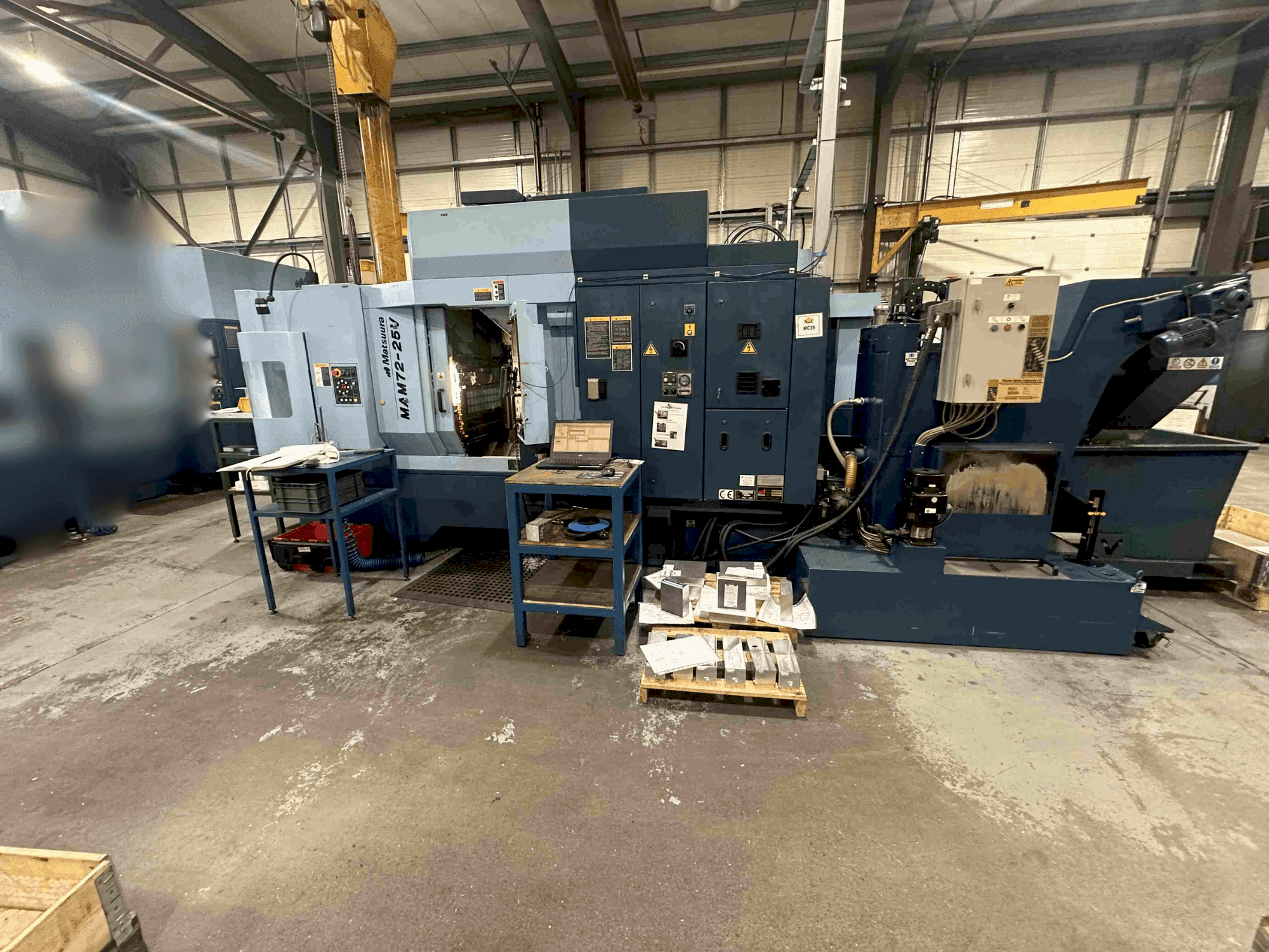 Vooraanzicht van Matsuura MAM72-25V machine