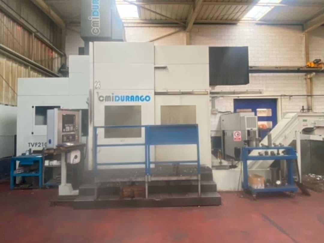 Vooraanzicht van cmiDURANGO TVF210-2000 machine