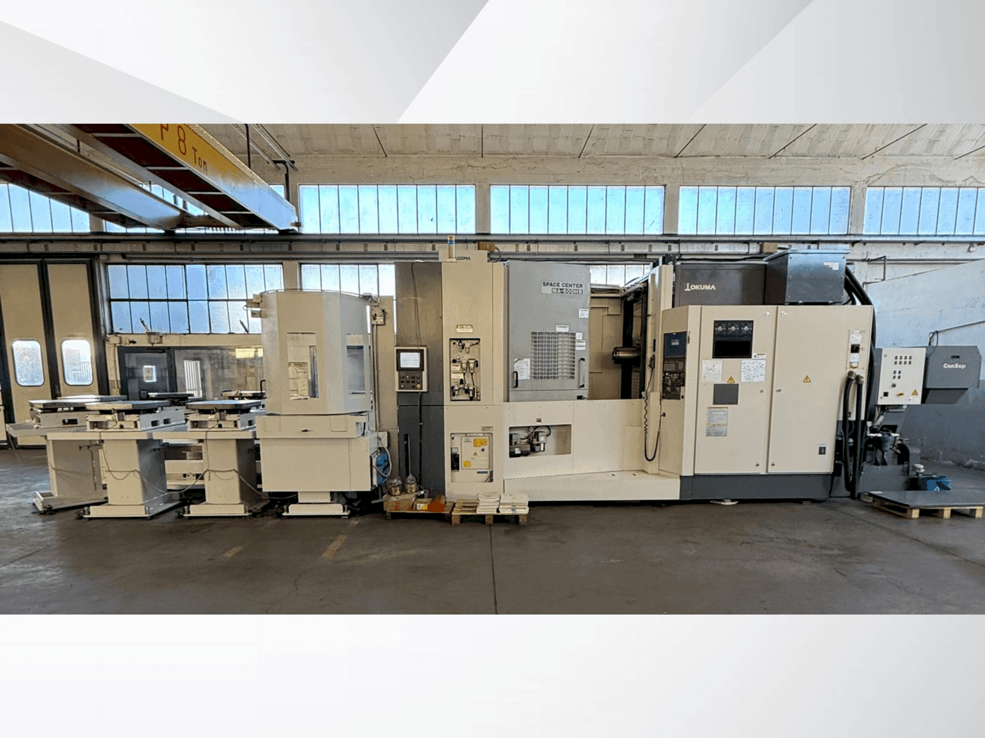 Vooraanzicht  van Okuma SPACE CENTER MA-600HB  machine