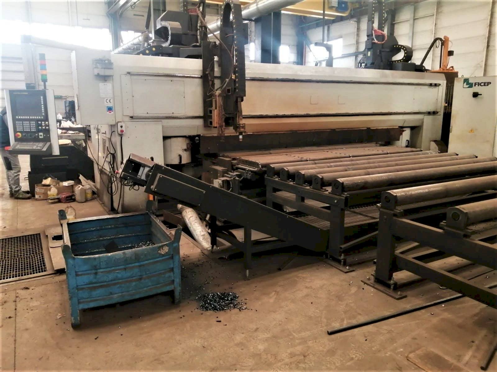Vooraanzicht van FICEP GEMINI G31 LD machine