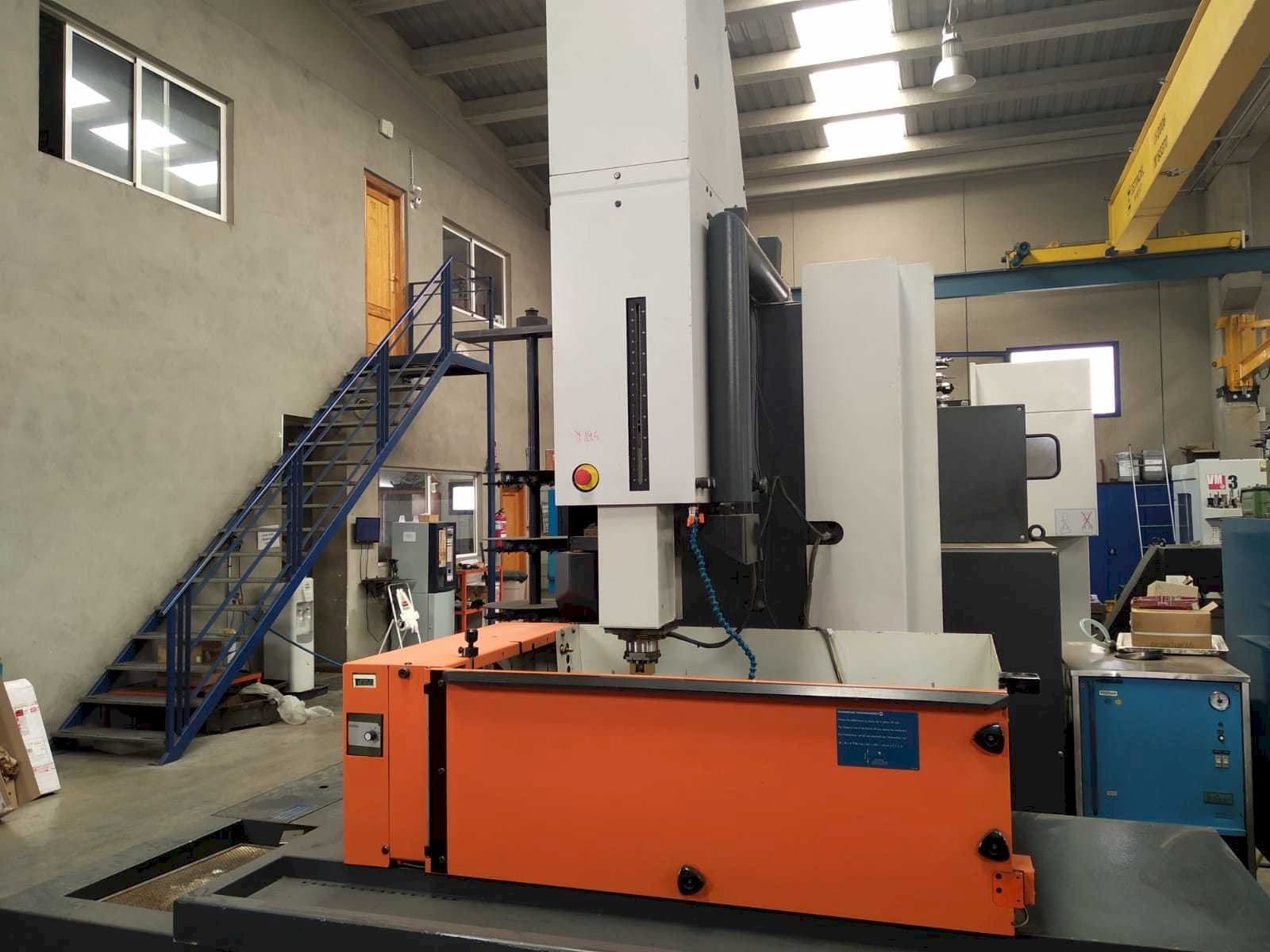 Vooraanzicht van CHARMILLES Roboform 4000 machine