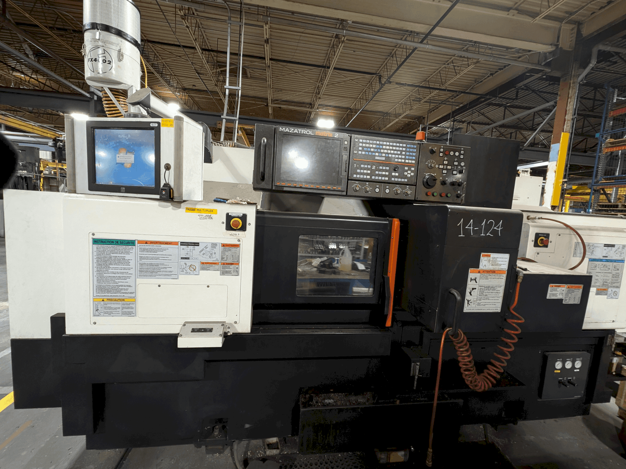 Vooraanzicht  van Mazak Multiplex 6300-II Y  machine