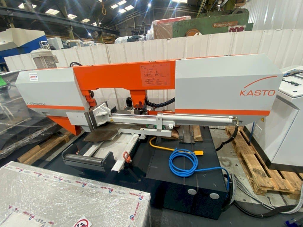 Vooraanzicht van KASTO KASTOmicut U 4.6 machine