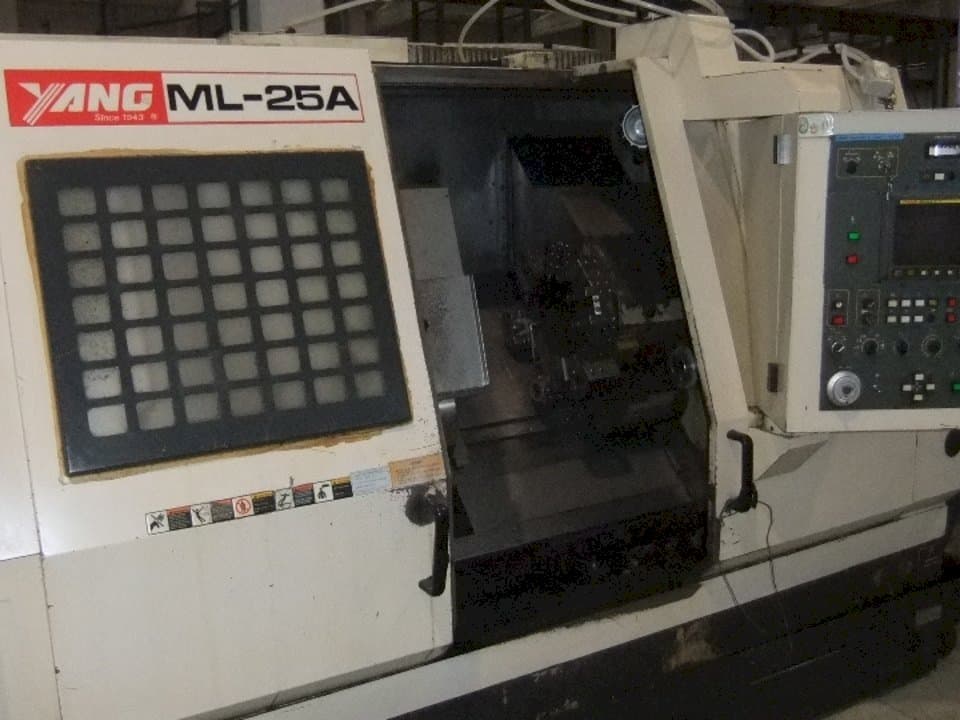 Vooraanzicht van Yang ML 25A machine