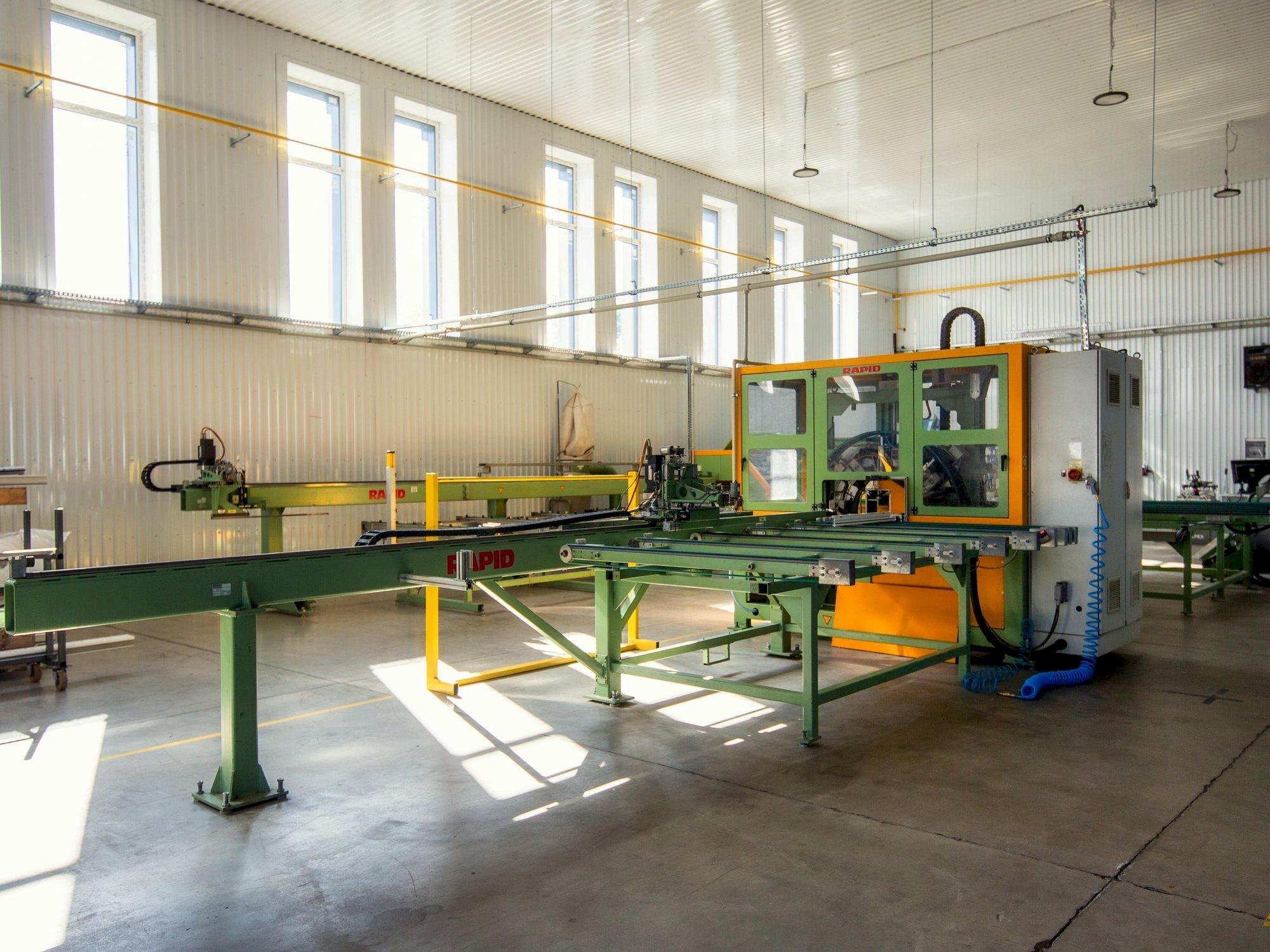 Vooraanzicht  van RAPID MFC EVOLUTION II  machine