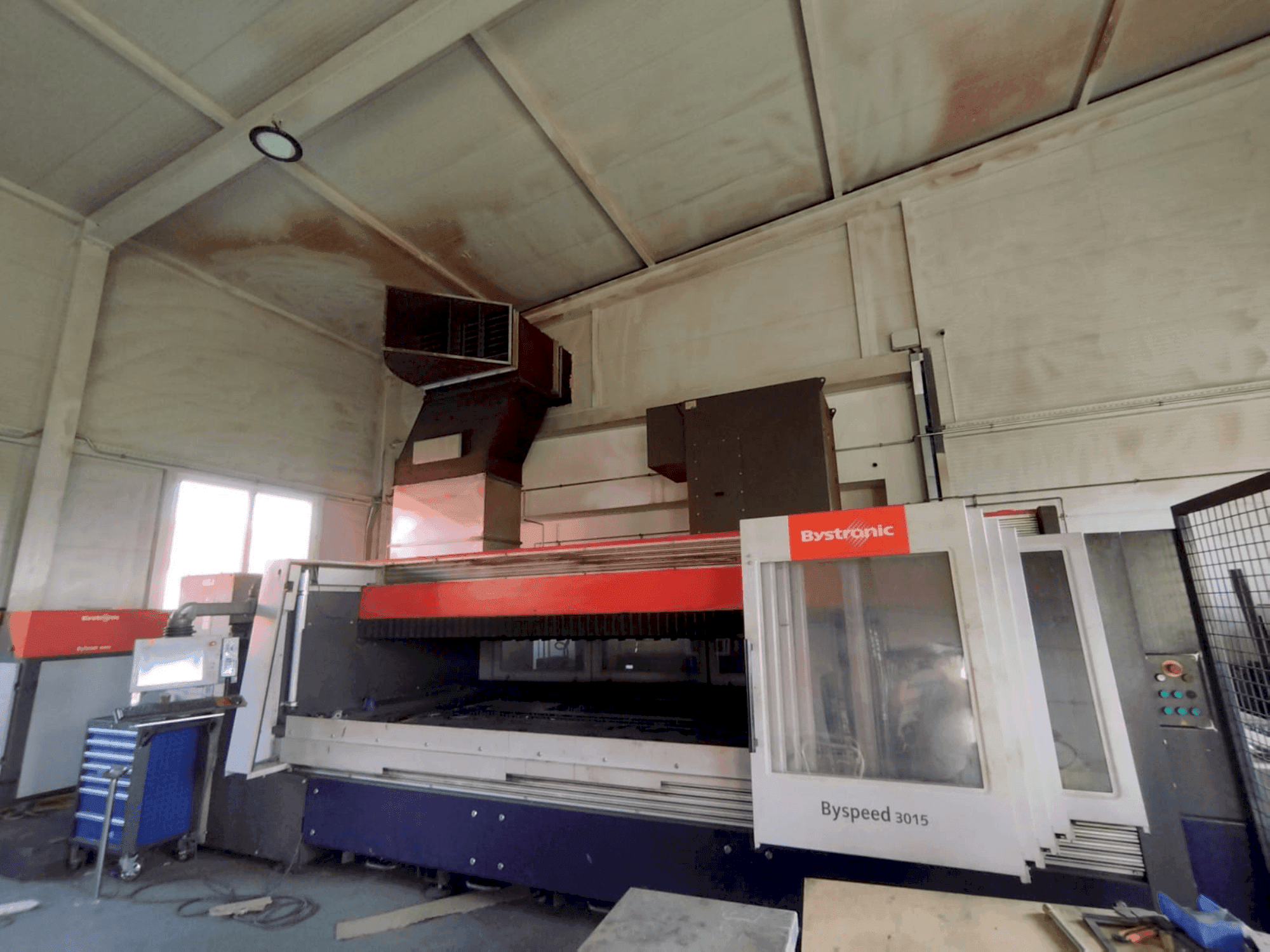 Vooraanzicht van Bystronic BySpeed 3015 machine