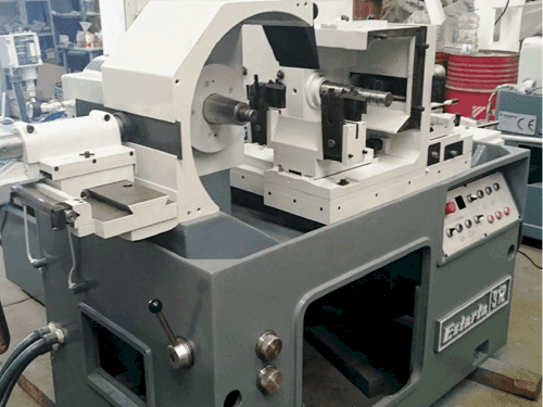 Vooraanzicht van Estarta 312 machine