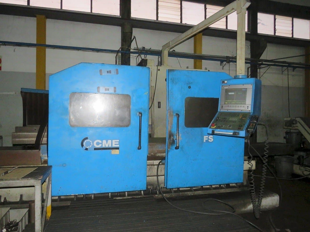 Vooraanzicht  van CME FS2  machine