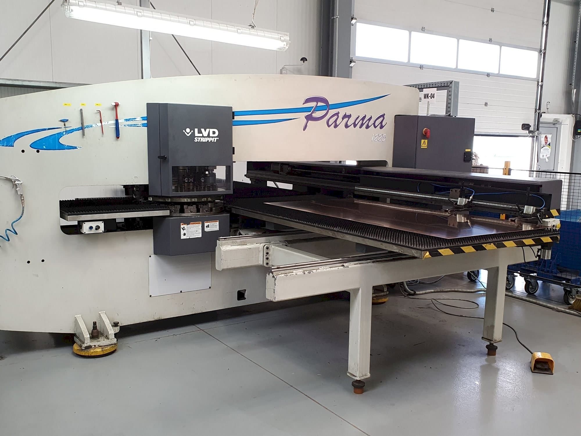 Vooraanzicht  van LVD PARMA 1225 TK  machine