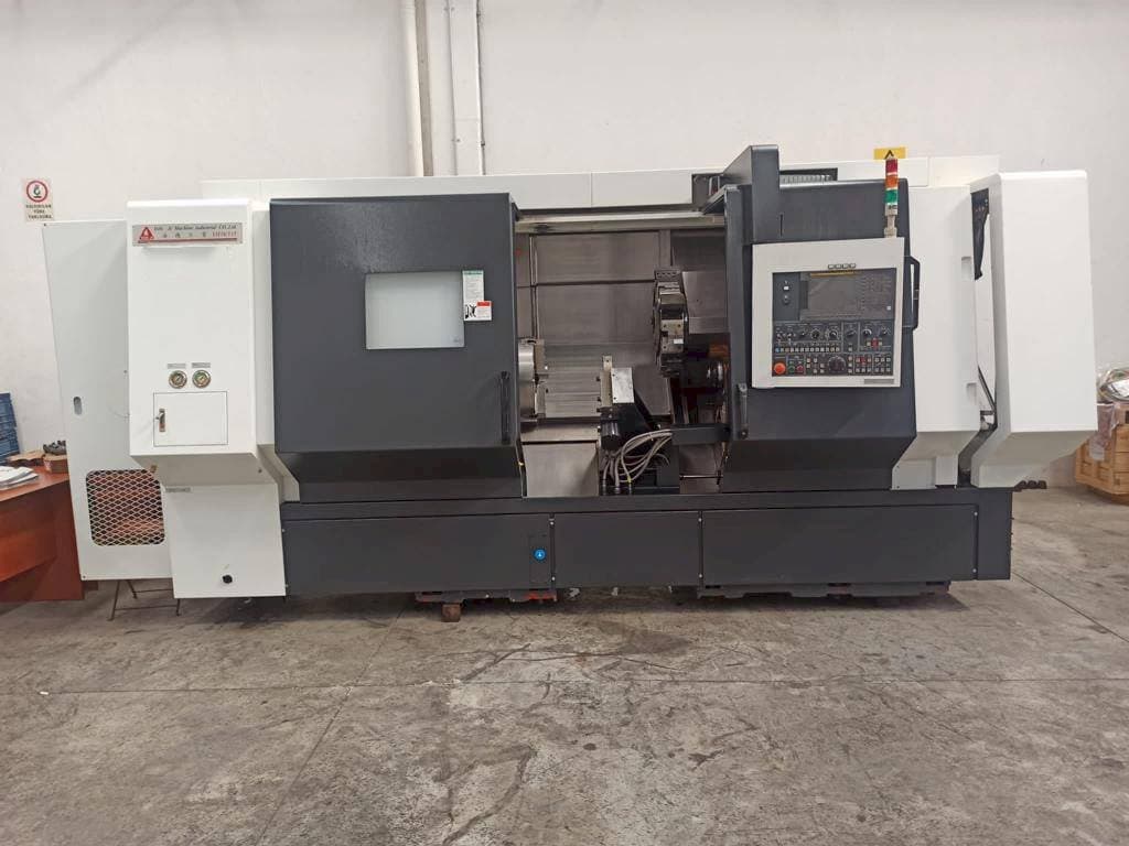 Vooraanzicht  van YOU JI Yv 36/135  machine