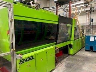 Vooraanzicht van Engel ES 750 H330W / 250 HL-2F machine