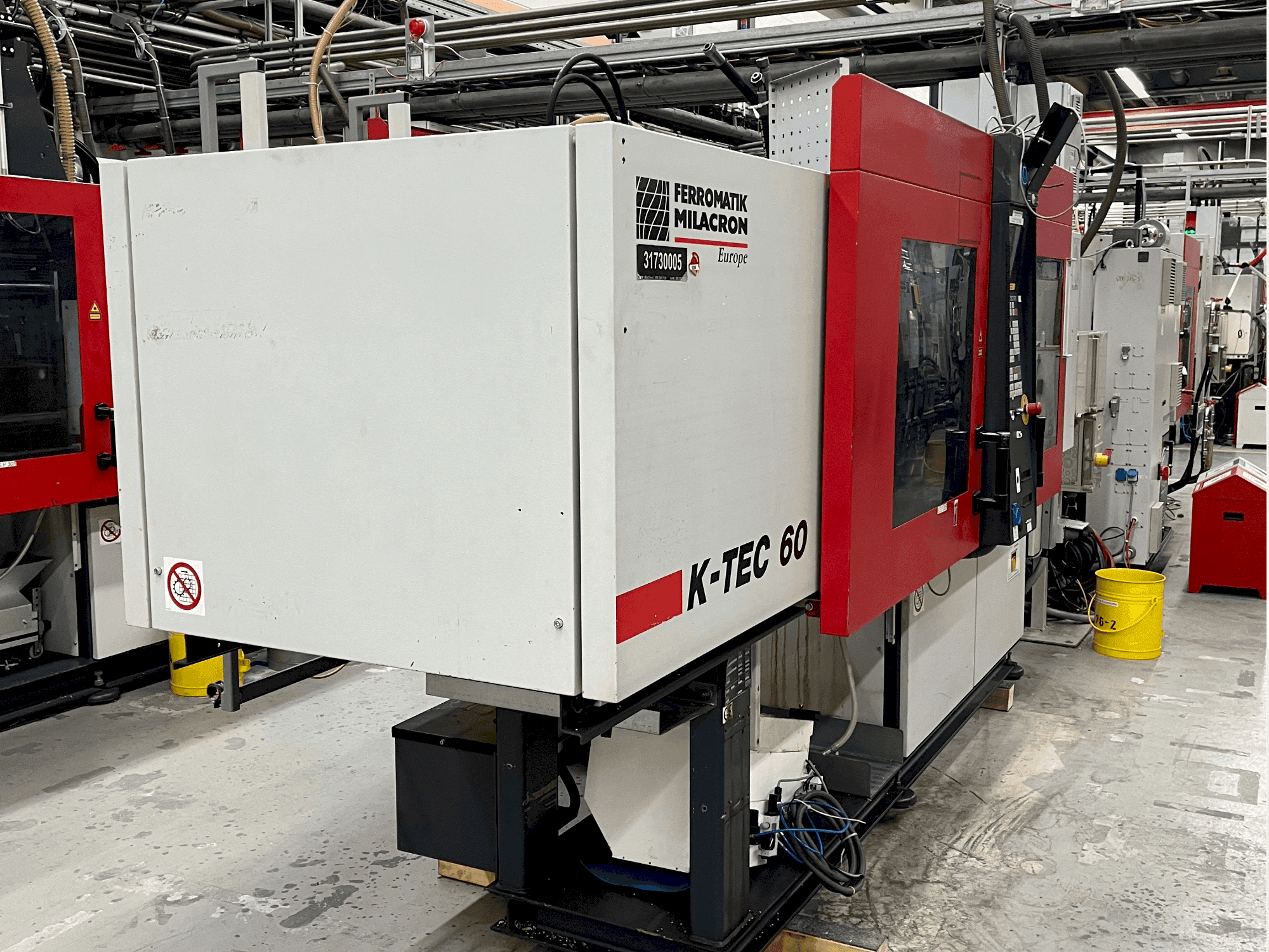 Vooraanzicht van FERROMATIK K-TEC 60 S machine