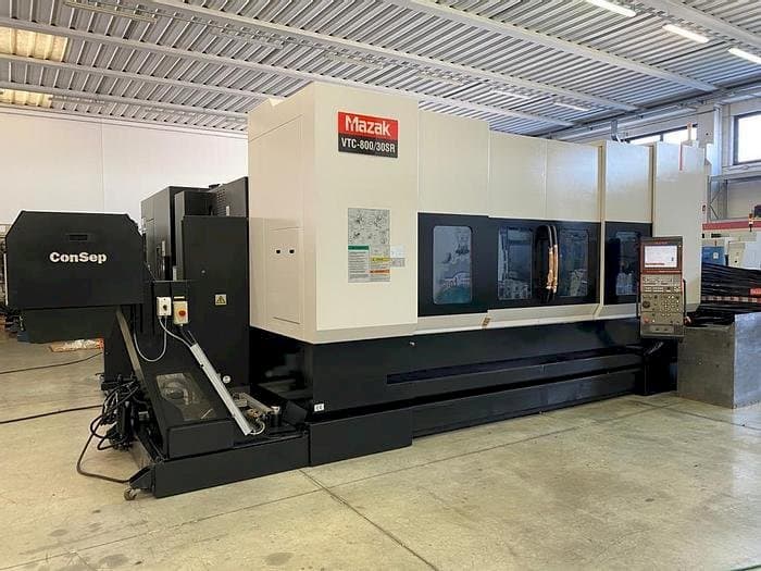 Vooraanzicht van Mazak VTC 800/30 SR machine