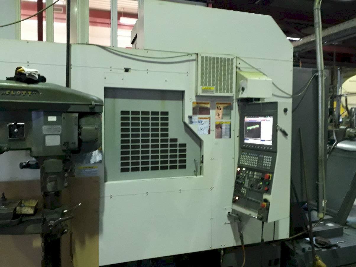 Vooraanzicht van Okuma ACE Center MF-46VA machine
