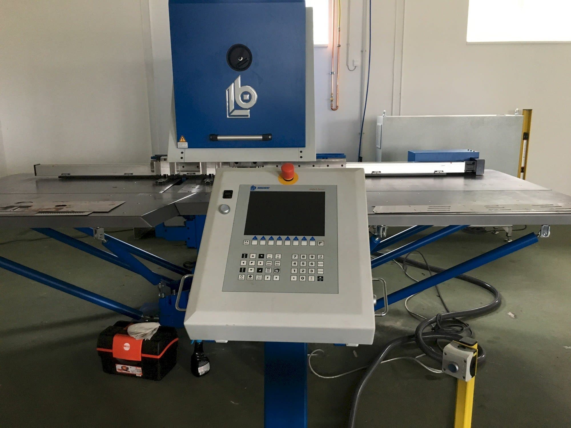 Vooraanzicht van BOSCHERT Compact 750 machine