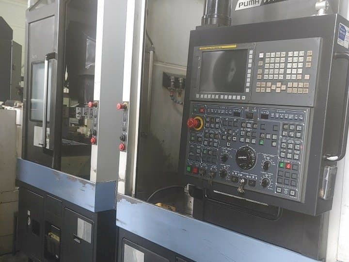 Vooraanzicht van Doosan VT450 2SP machine