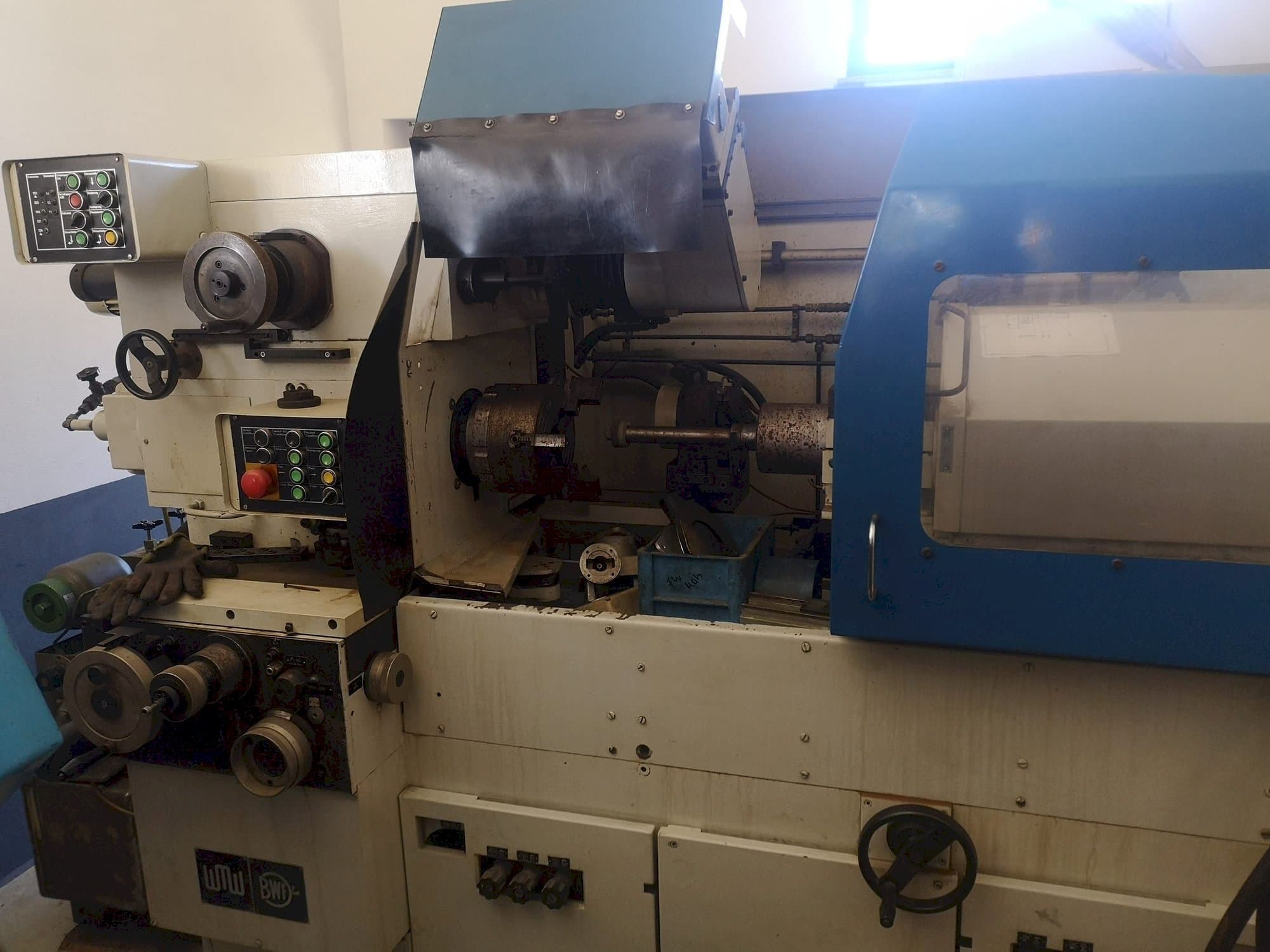 Vooraanzicht van WMW SI4 machine