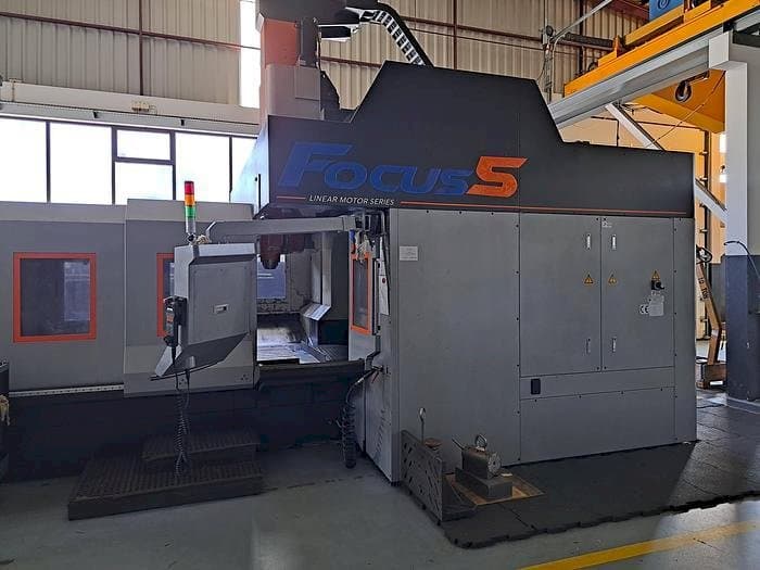 Vooraanzicht van KEN Focus5 2022 machine