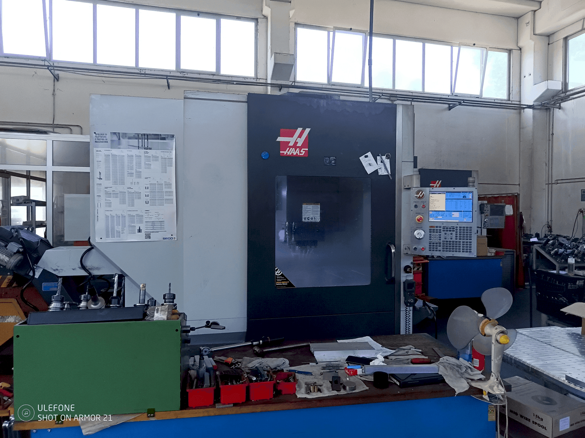 Vooraanzicht van HAAS UMC 750SS machine