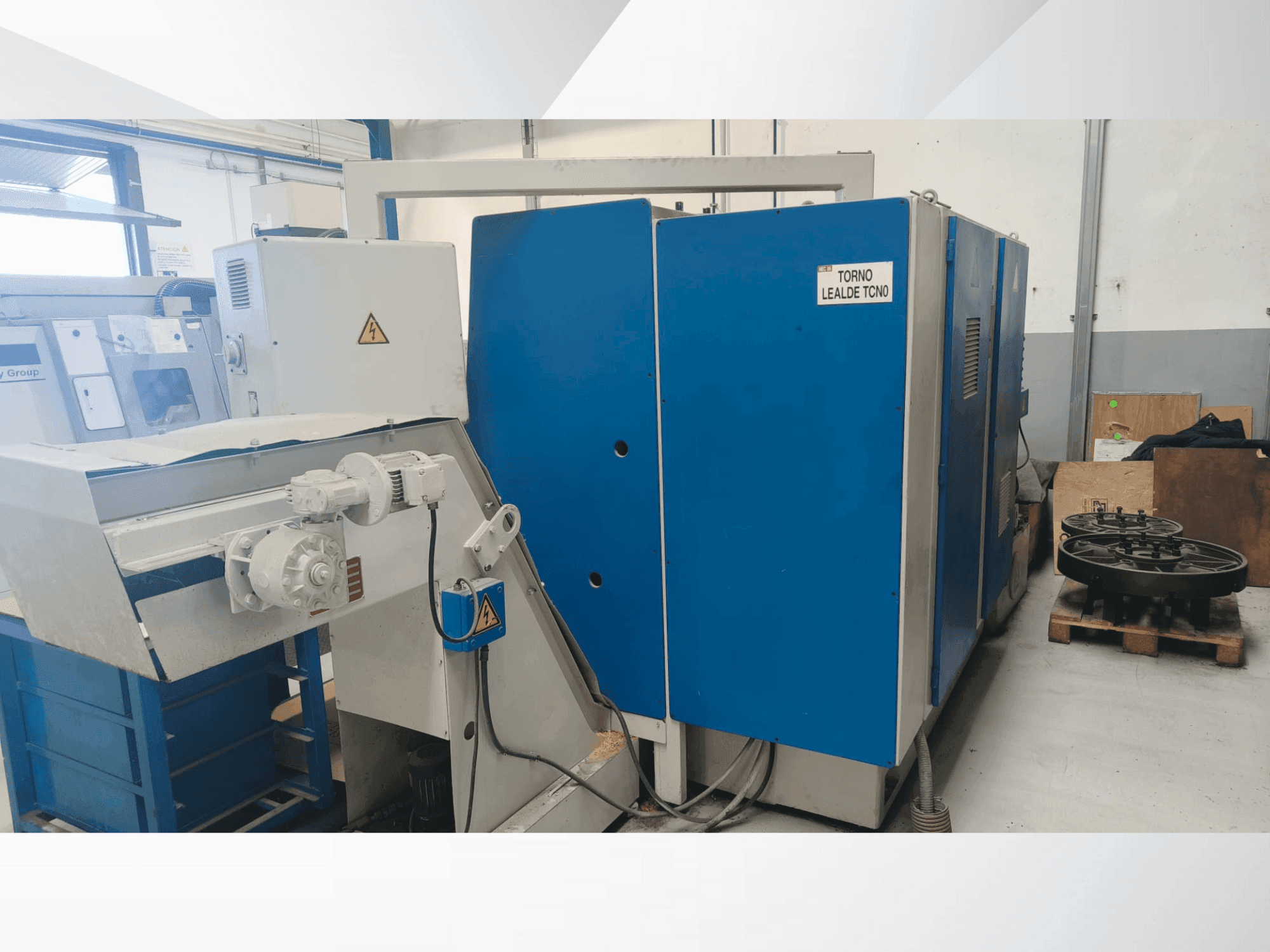 Vooraanzicht van Lealde TCN-0 machine