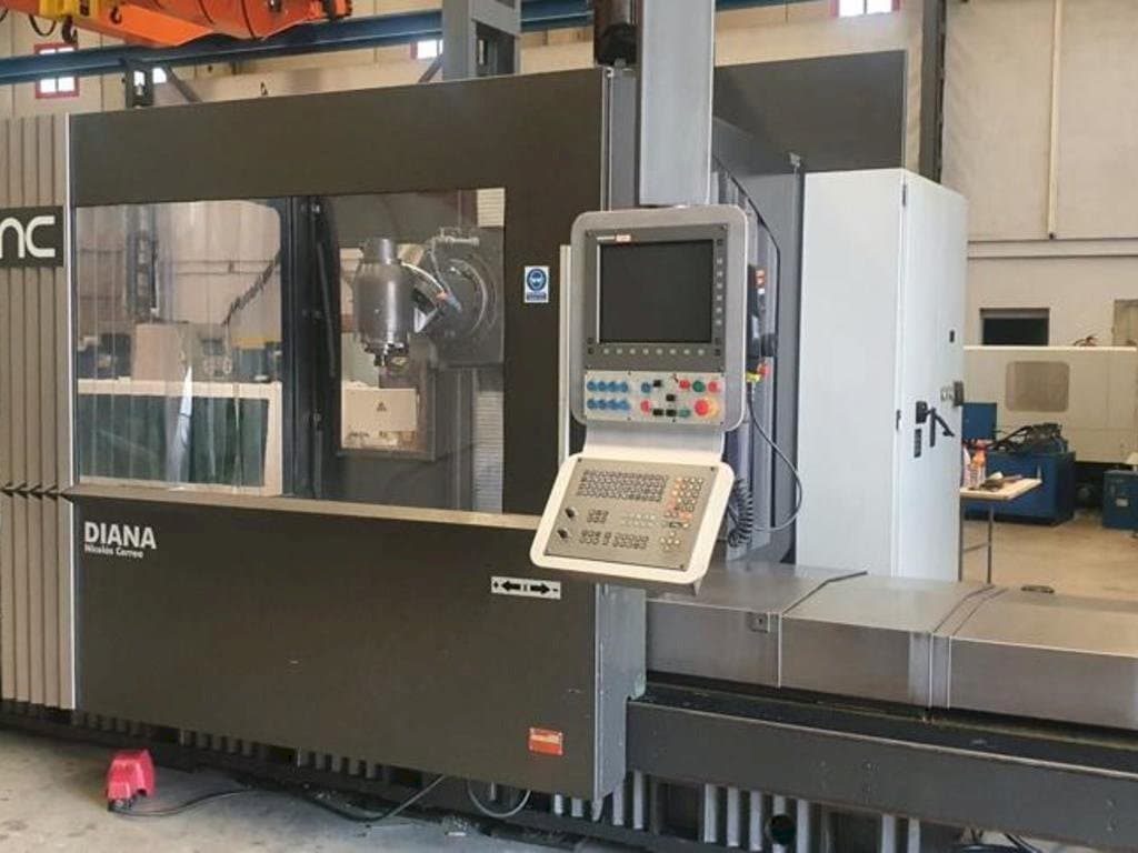 Vooraanzicht  van Nicolas Correa Prisma 20  machine