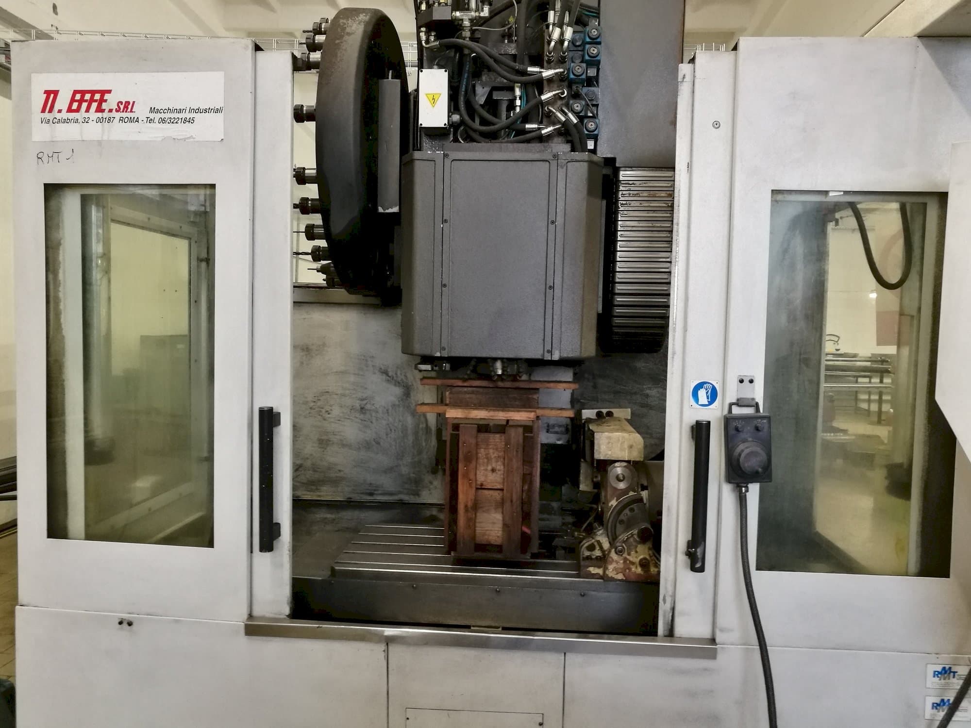 Vooraanzicht  van RMT Kompakt 8  machine