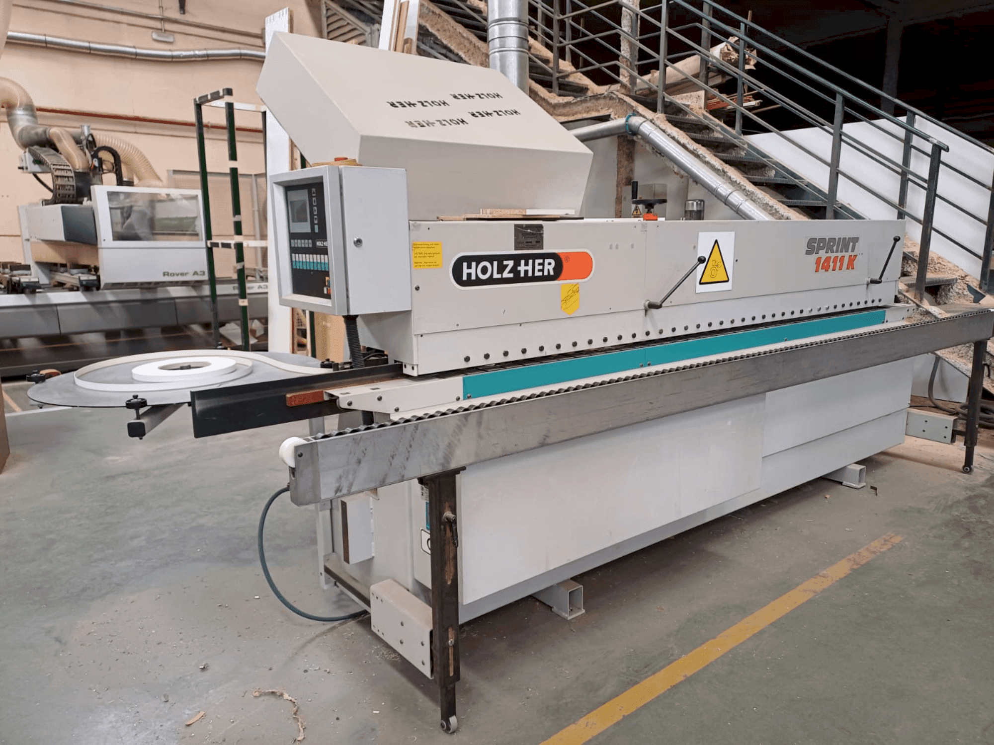 Vooraanzicht van HOLZHER SPRINT 1411K machine