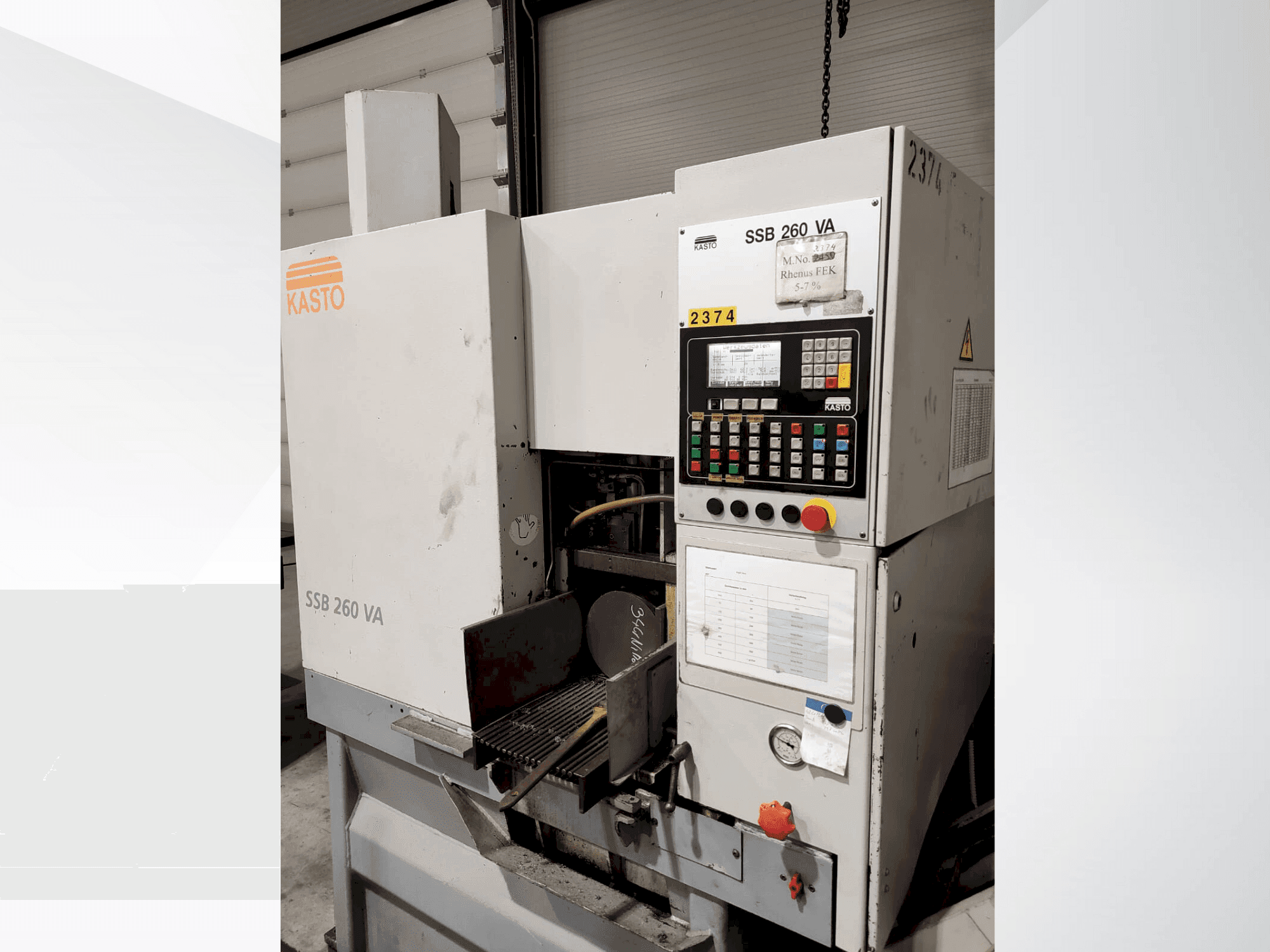 Vooraanzicht van KASTO SSB 260 VA machine