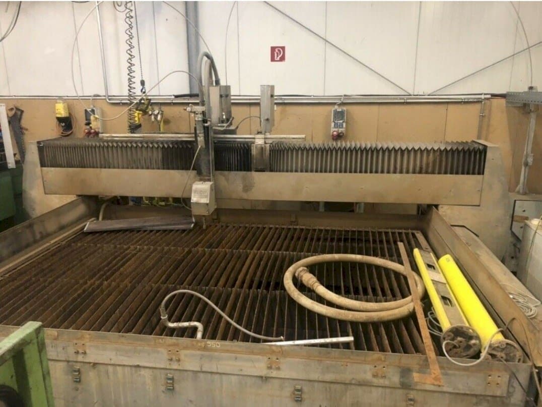 Vooraanzicht van Flow WMCE-3020 machine