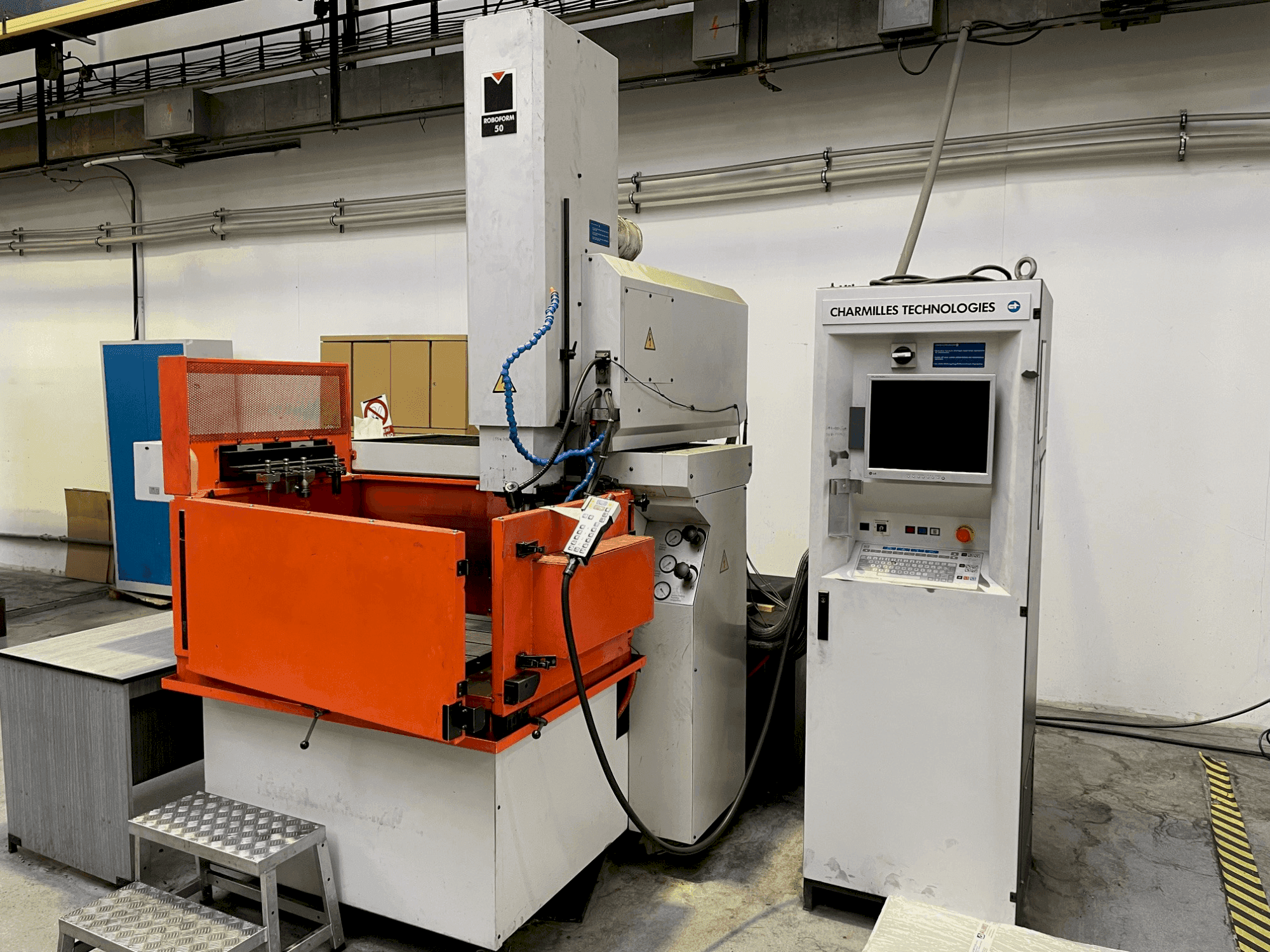 Vooraanzicht  van CHARMILLES Roboform 50  machine