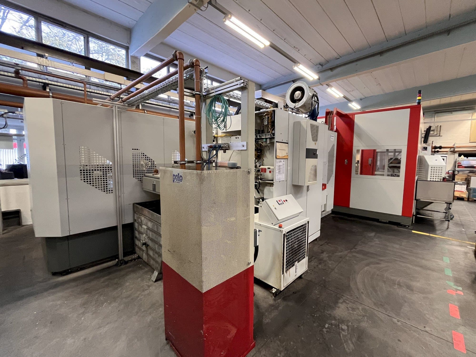 Vooraanzicht van HERMLE RS1 Robot System machine