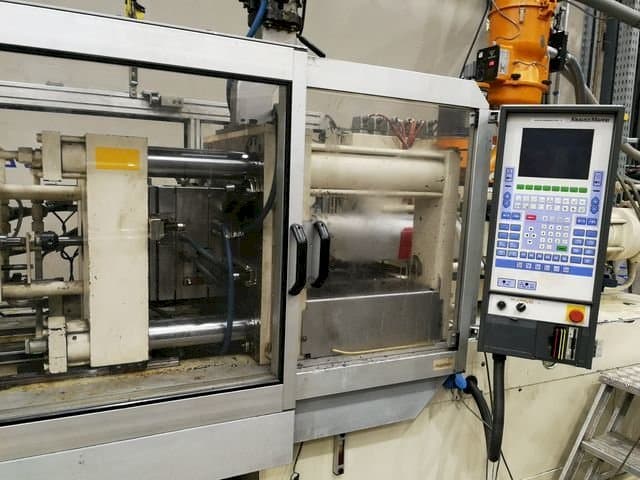 Vooraanzicht van Krauss Maffei 80/340 C1 machine