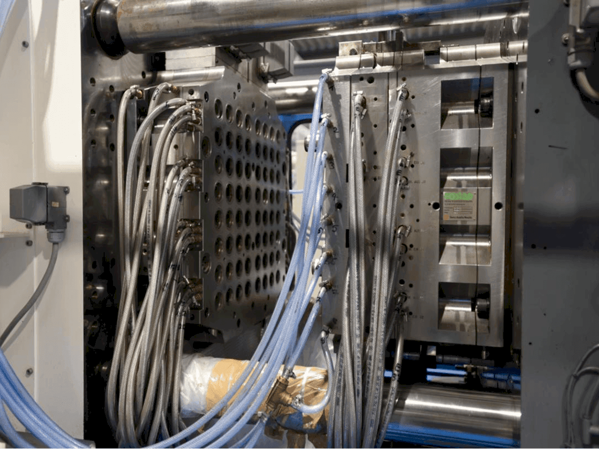 Zijaanzicht van FOSTAG 64fold machine